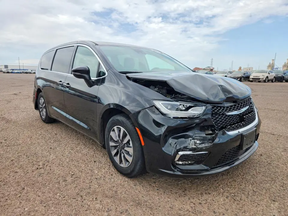 2023 CHRYSLER PACIFICA HYBRID TOURING L  