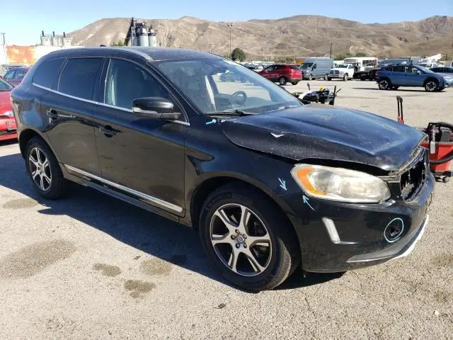 2015 VOLVO XC60 T6 PREMIER  