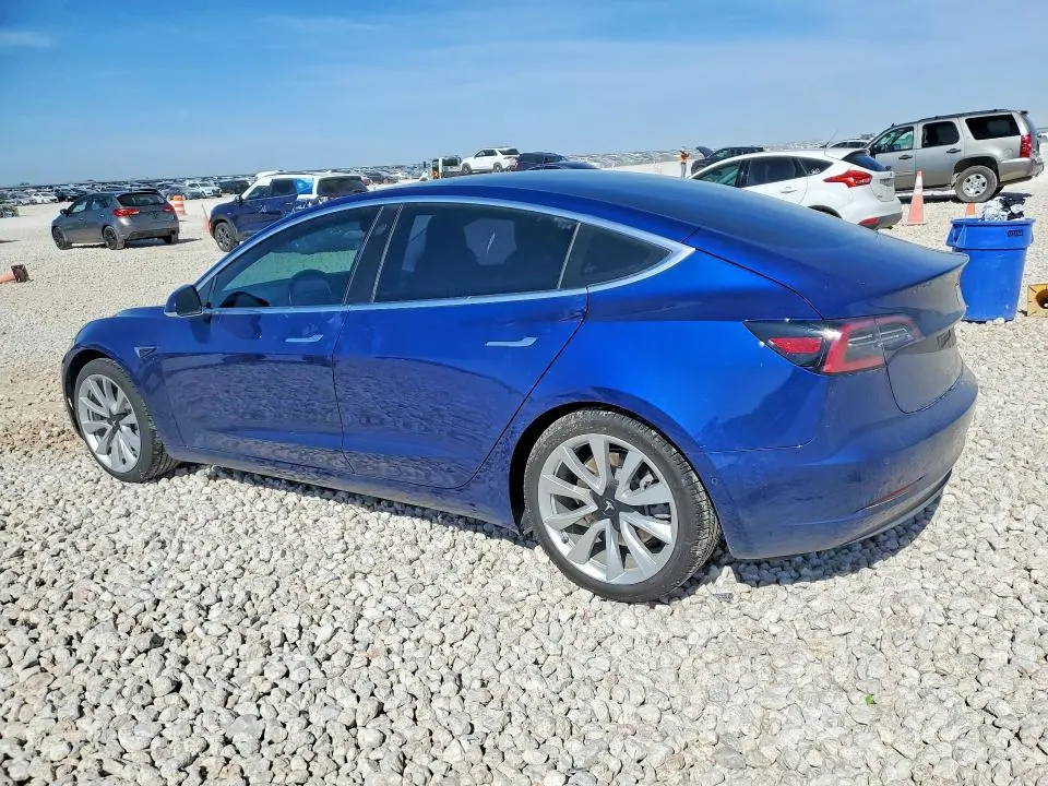 2018 TESLA MODEL 3   