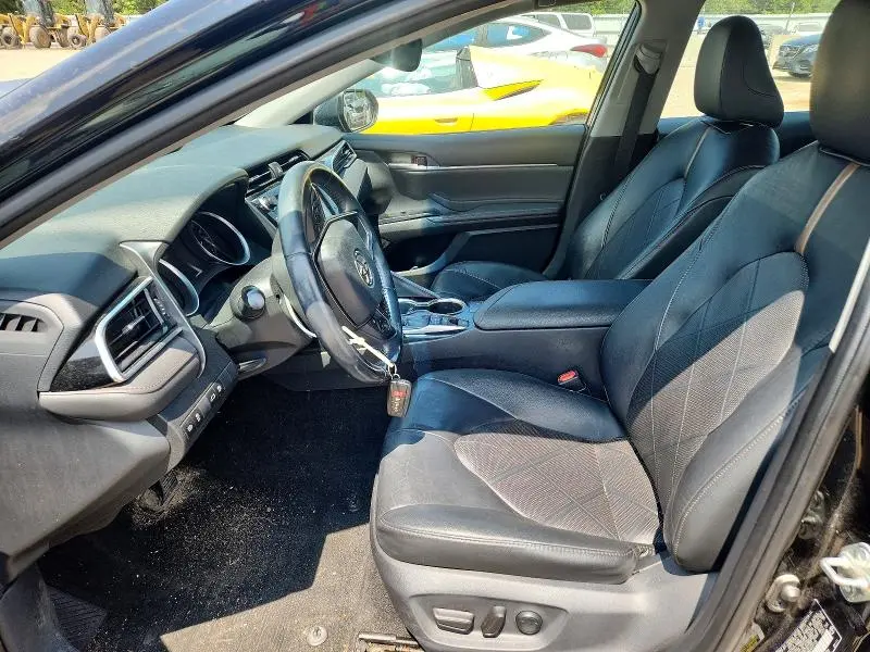 2018 TOYOTA CAMRY XLE  