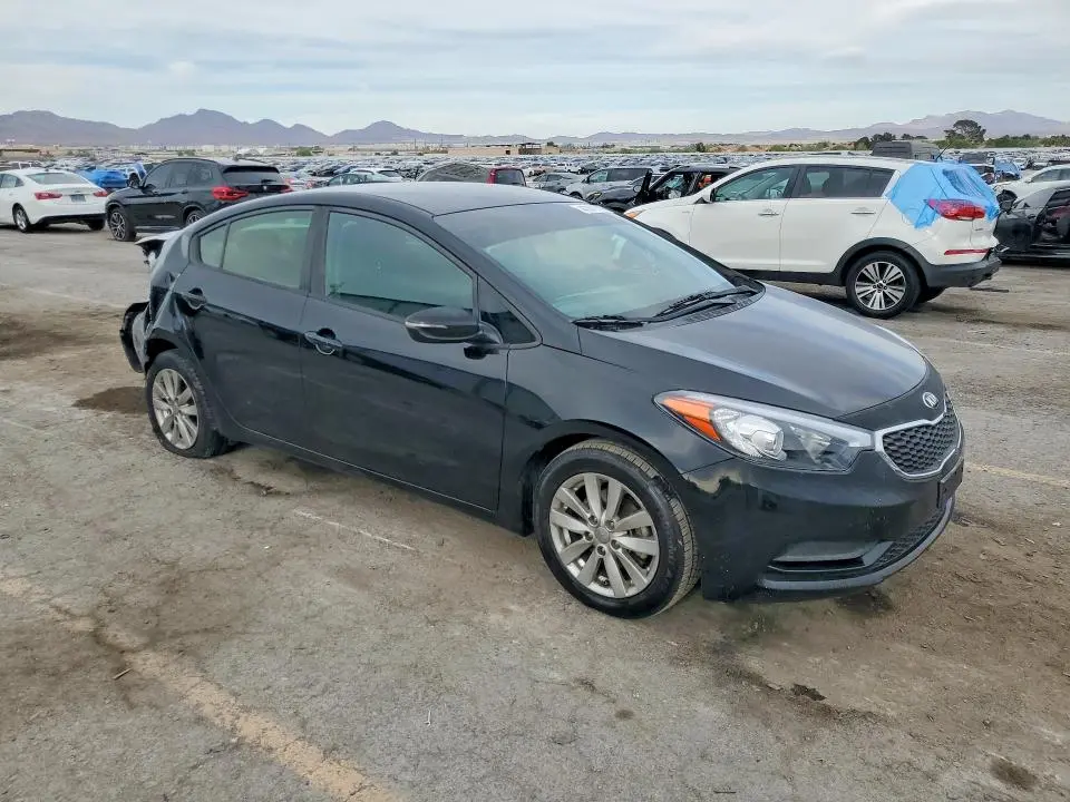 2016 KIA FORTE LX  