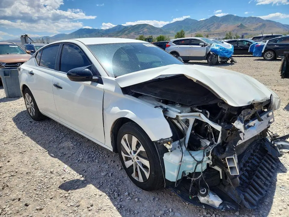 2019 NISSAN ALTIMA S  