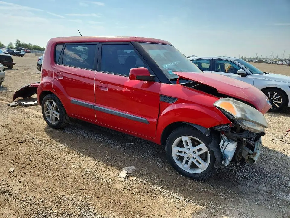 2010 KIA SOUL +  