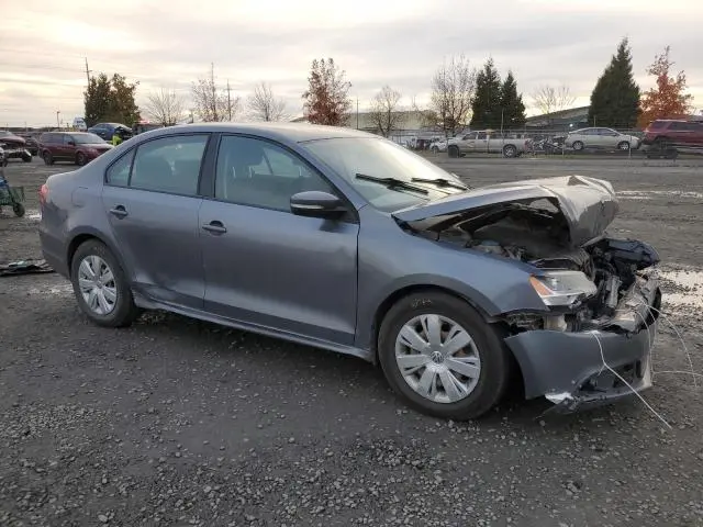 2011 VOLKSWAGEN JETTA SE  