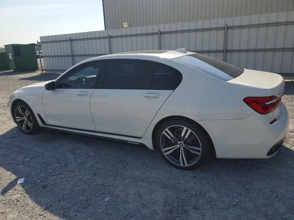 2017 BMW 750 XI  