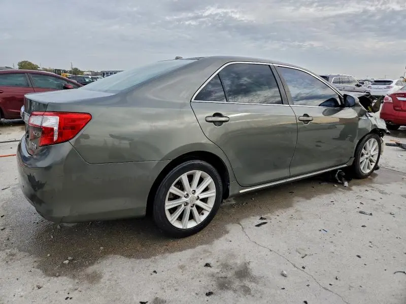 2012 TOYOTA CAMRY HYBRID  