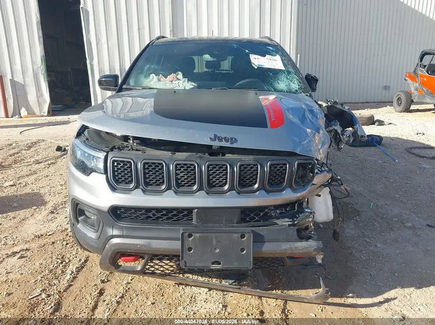 2023 JEEP COMPASS TRAILHAWK 4X4
