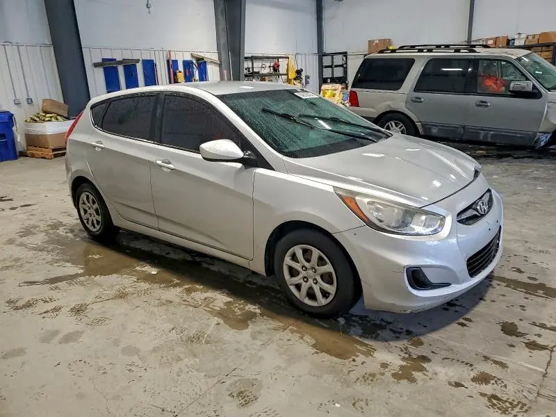 2014 HYUNDAI ACCENT GLS  