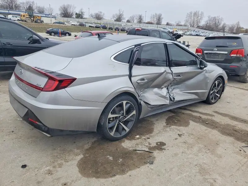 2022 HYUNDAI SONATA SEL PLUS  