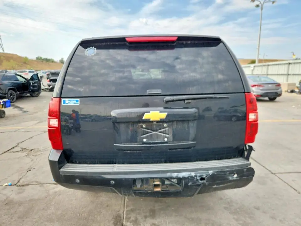 2014 CHEVROLET SUBURBAN K1500 LT  