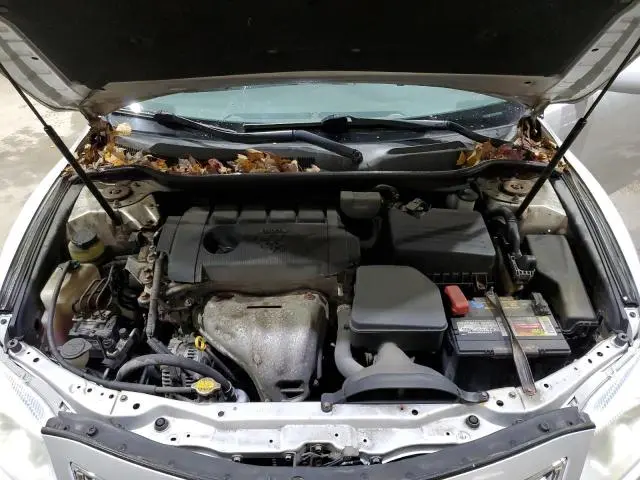 2011 TOYOTA CAMRY BASE  