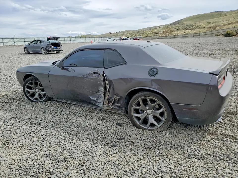 2015 DODGE CHALLENGER SXT  