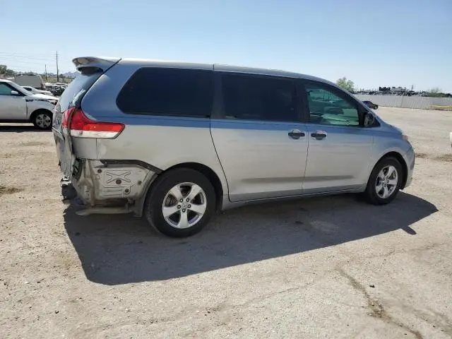 2012 TOYOTA SIENNA   