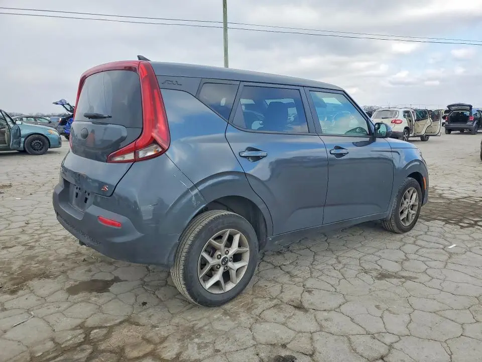 2020 KIA SOUL S  