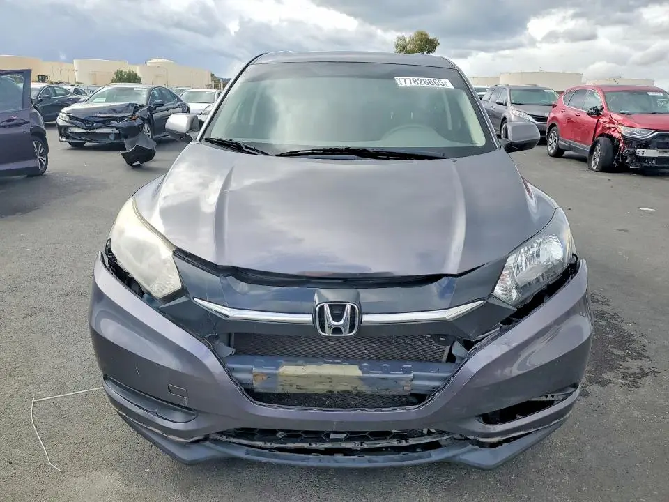 2017 HONDA HR-V LX  