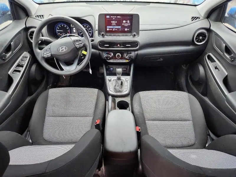 2022 HYUNDAI KONA SE  