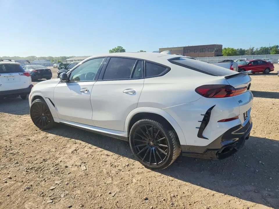 2021 BMW X6 M50I  