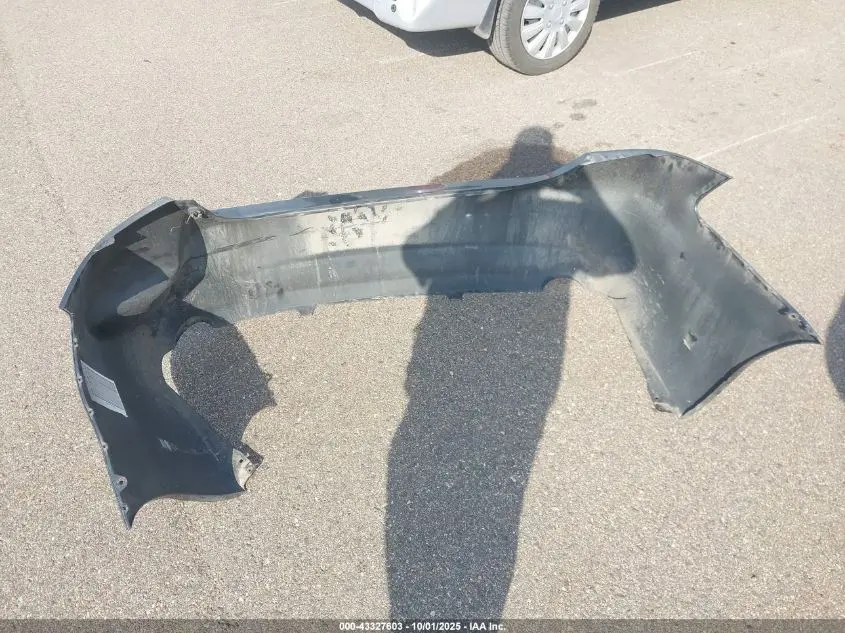 2010 TOYOTA CAMRY XLE V6