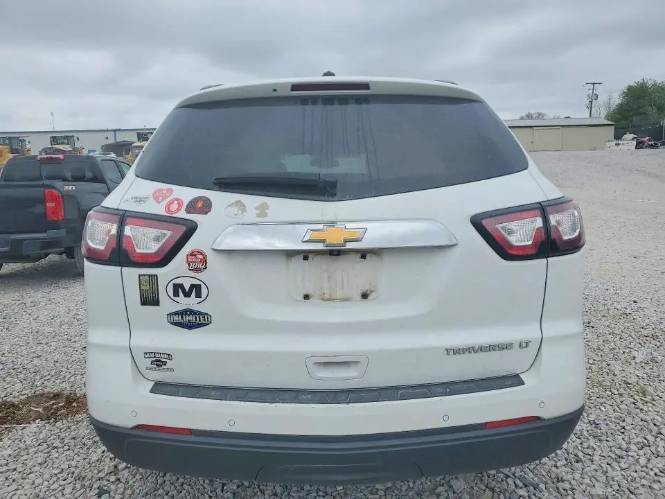 2016 CHEVROLET TRAVERSE LT  