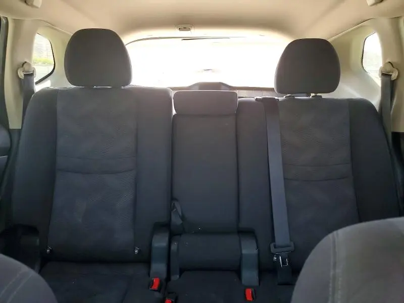 2016 NISSAN ROGUE SV  