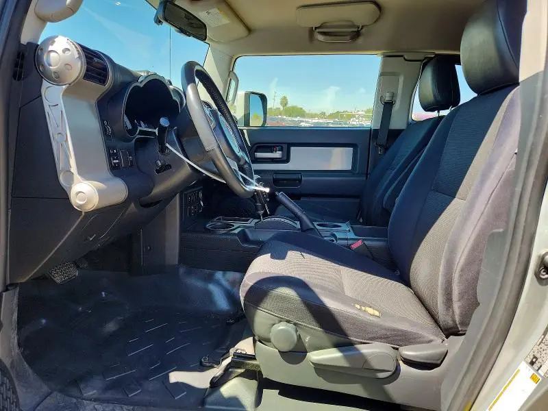 2012 TOYOTA FJ CRUISER BASE  