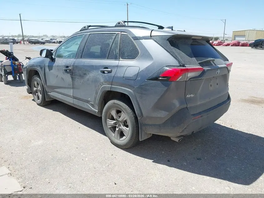 2023 TOYOTA RAV4 HYBRID XLE