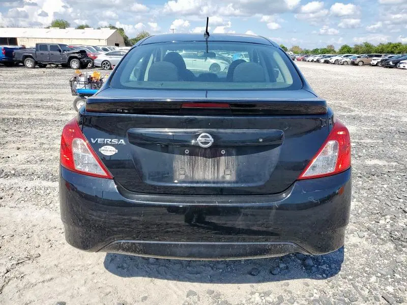 2019 NISSAN VERSA S  