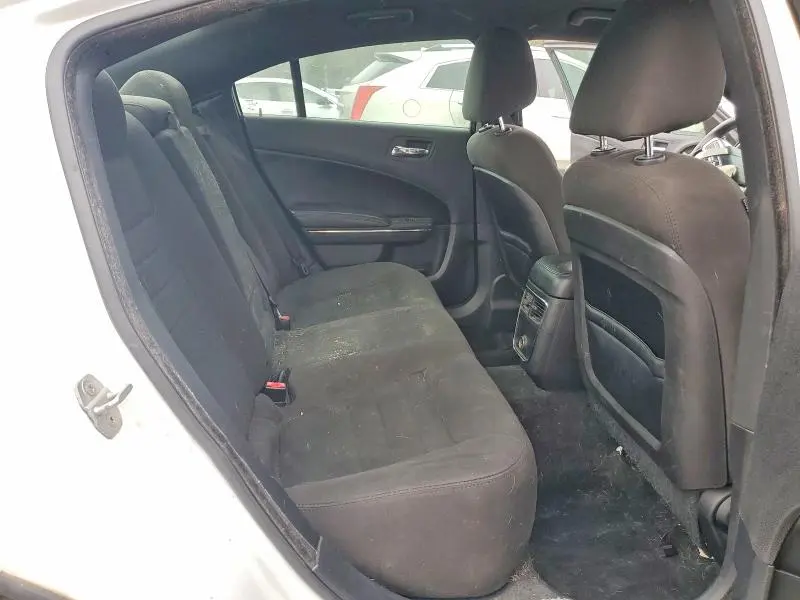 2013 DODGE CHARGER SE  