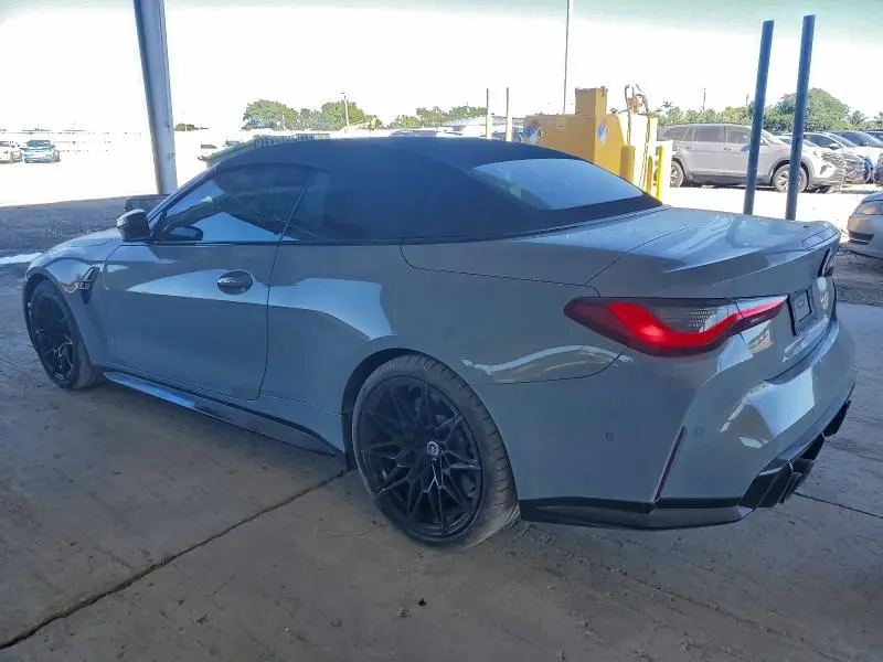 2022 BMW M4 COMPETITION  