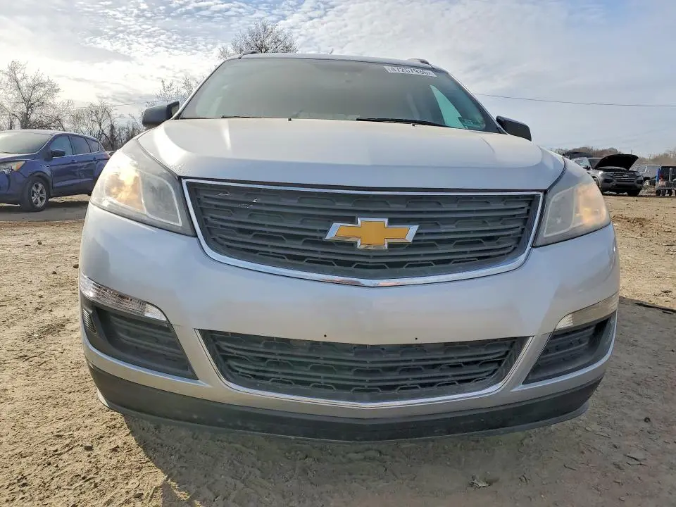 2014 CHEVROLET TRAVERSE LS  