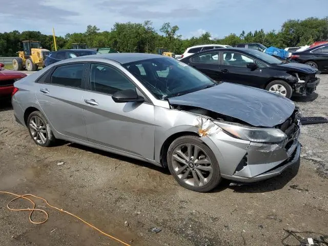2021 HYUNDAI ELANTRA SEL  