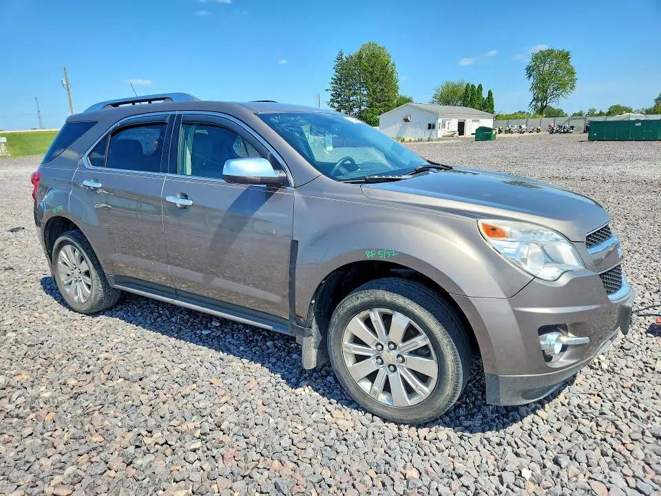 2010 CHEVROLET EQUINOX LT  
