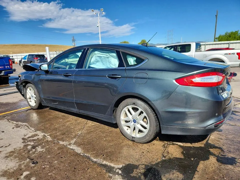 2015 FORD FUSION SE  