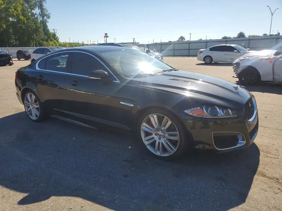 2013 JAGUAR XF R  