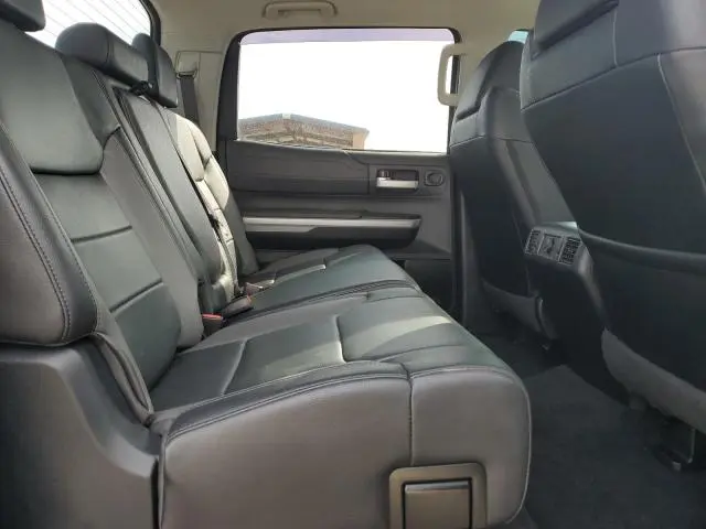 2018 TOYOTA TUNDRA CREWMAX LIMITED  