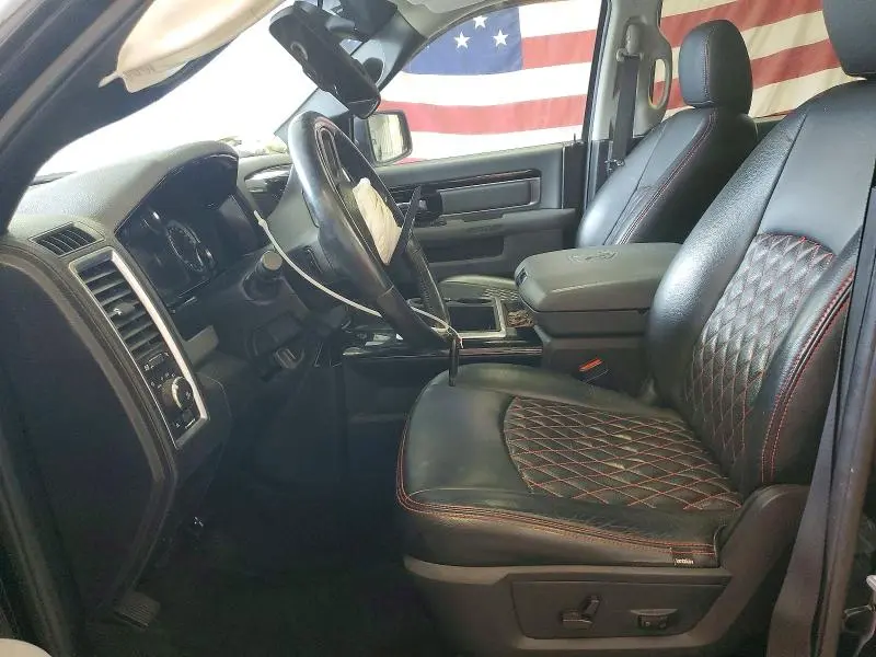 2014 RAM 1500 SLT  