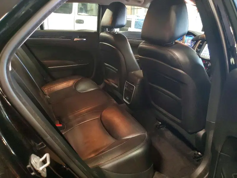2017 CHRYSLER 300 LIMITED  