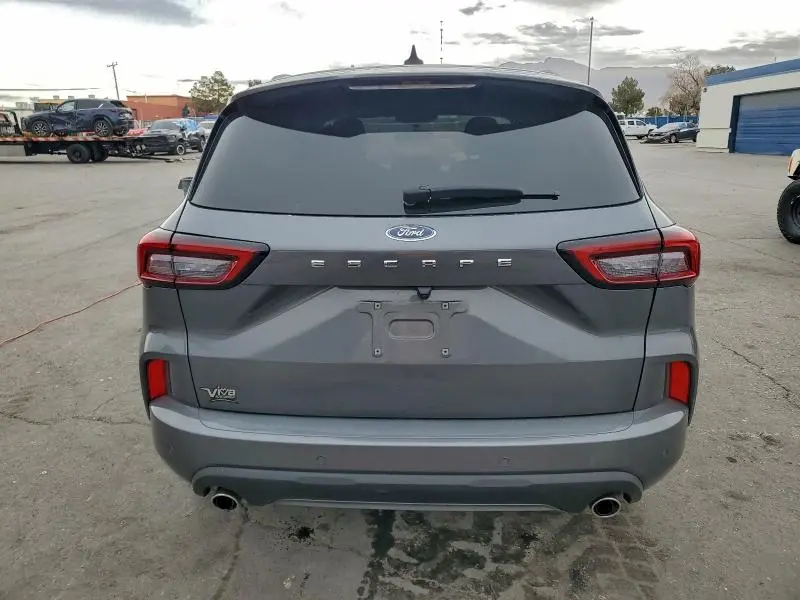 2023 FORD ESCAPE ST LINE  
