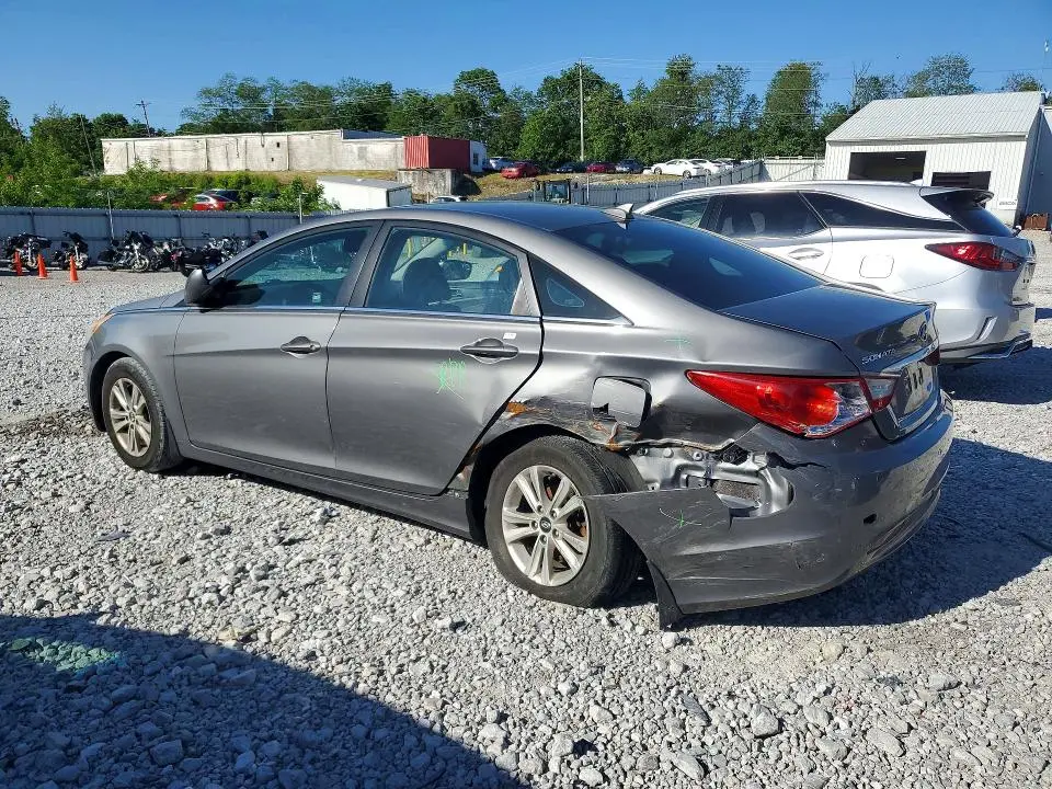 2013 HYUNDAI SONATA GLS  