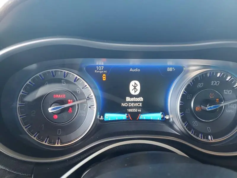 2015 CHRYSLER 300 LIMITED  