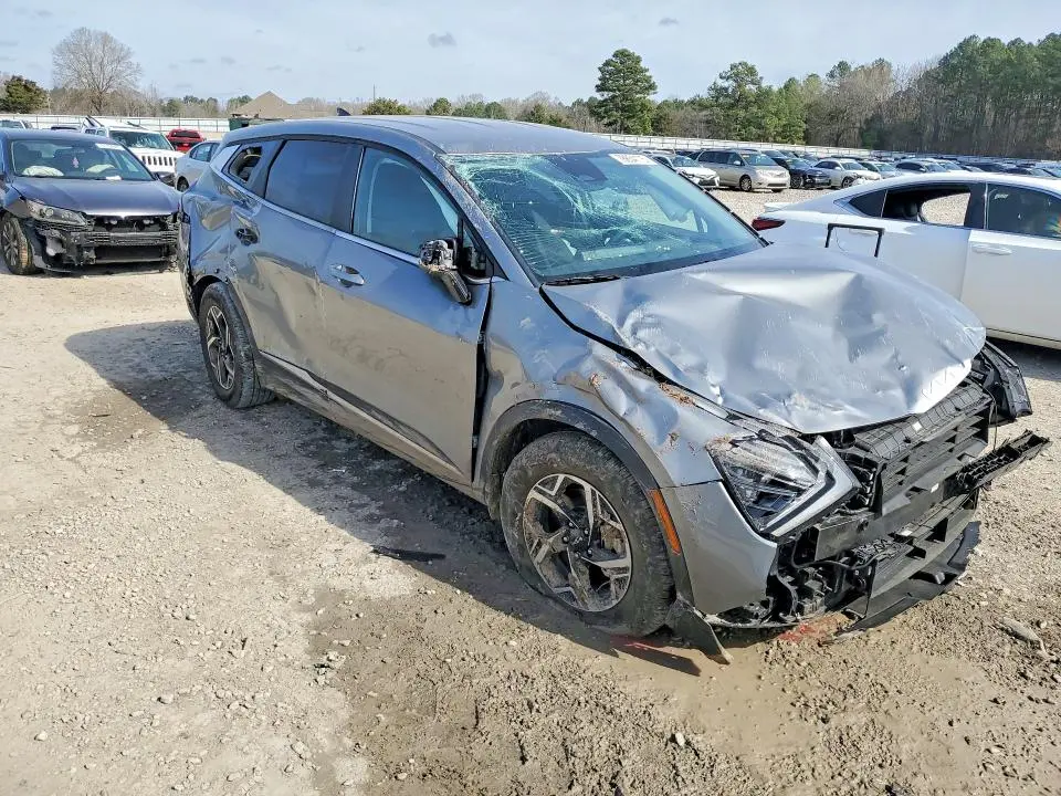 2025 KIA SPORTAGE LX  
