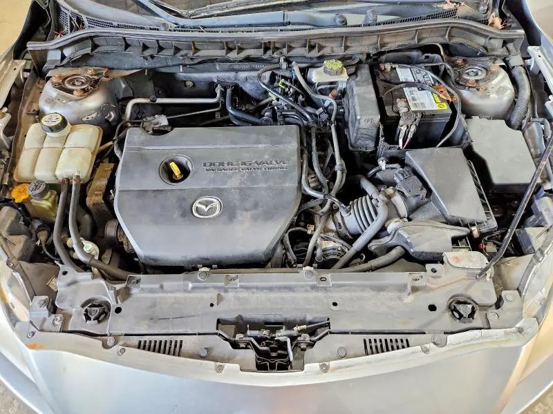 2010 MAZDA 3 I  