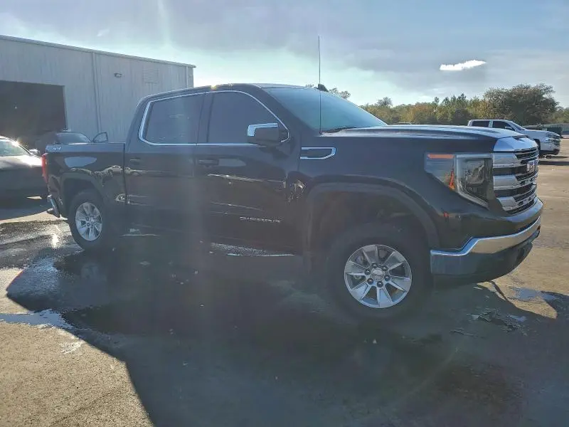 2024 GMC SIERRA K1500 SLE  