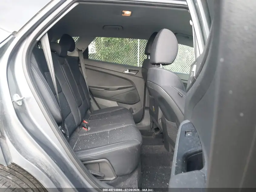 2021 HYUNDAI TUCSON SE