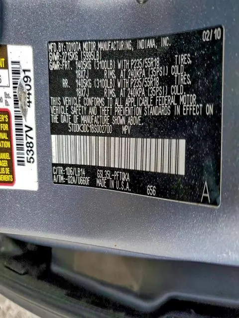 2011 TOYOTA SIENNA XLE  