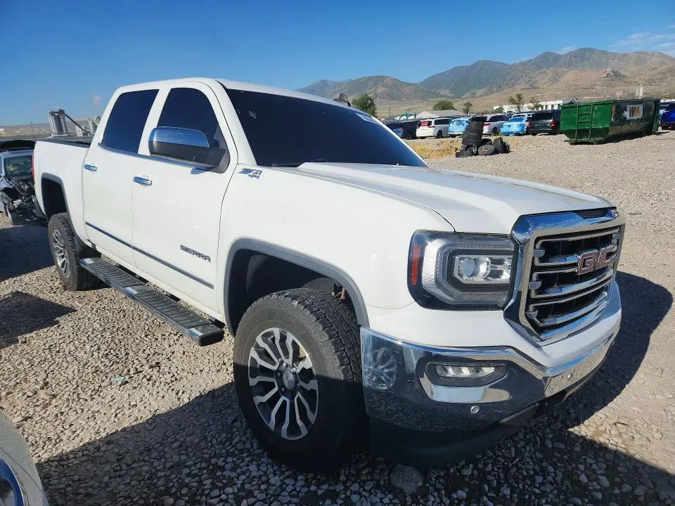 2018 GMC SIERRA K1500 SLT  