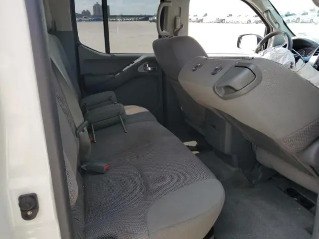 2013 NISSAN FRONTIER S  