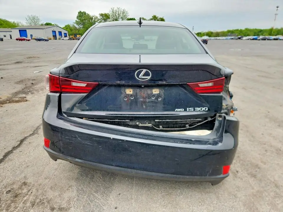 2016 LEXUS IS 300  