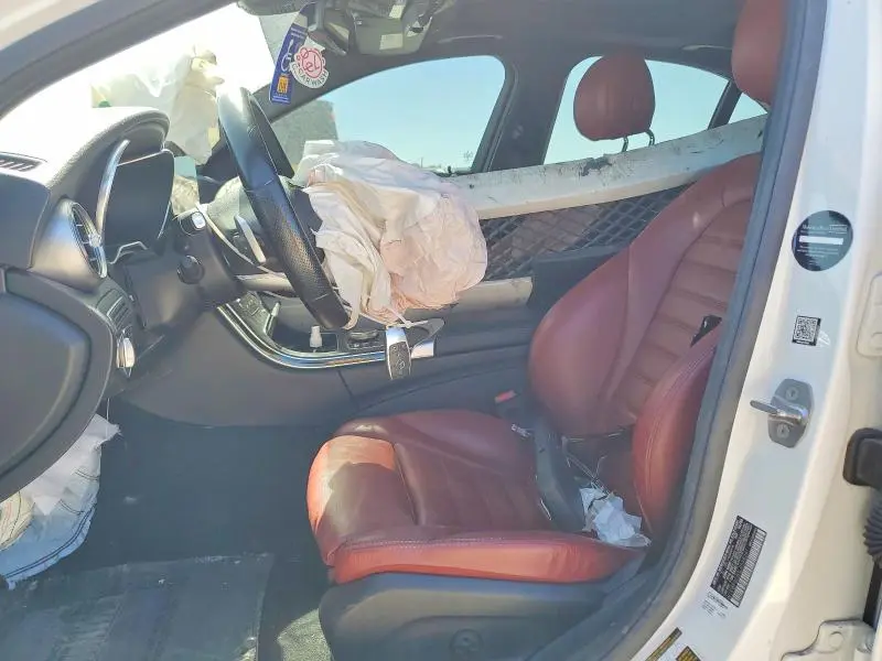 2020 MERCEDES-BENZ C 300  