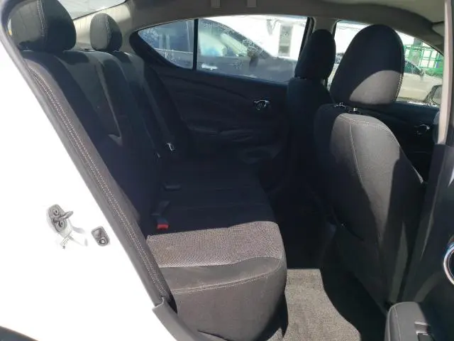 2019 NISSAN VERSA S  